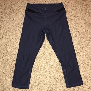 Like New Zella Capris